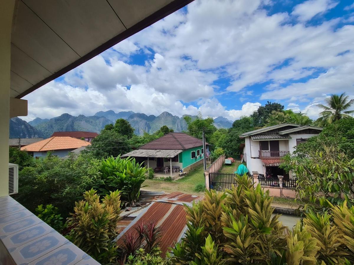 Saphaothong Guesthouse ヴァンヴィエン エクステリア 写真